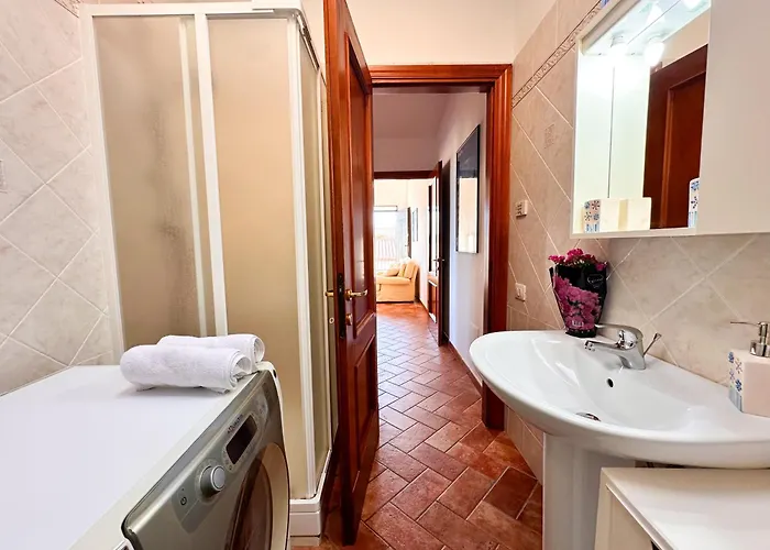 Pula's Nest 2 - Peace In Close To Center